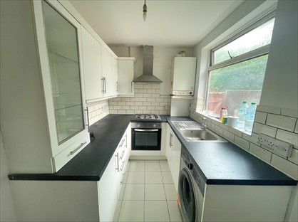 2 Bed Maisonette, Shelley Avenue, UB6