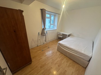 Room in a Shared House, Ashcombe House, E3