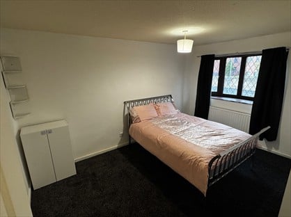 3 Bed Terraced House, St. Johns Road, LS3