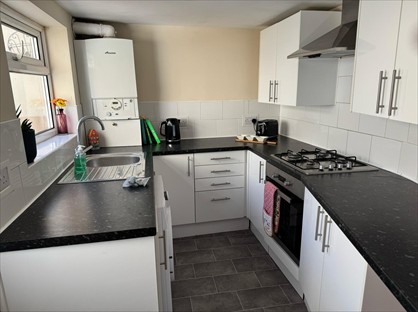 4 Bed Terraced House, Newtown, BA14