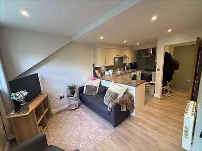 2 Bed Flat, Headingley Lane, LS6