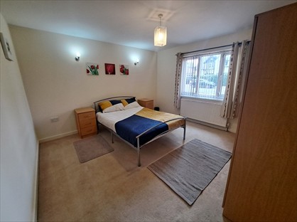 Room in a Shared House, Castle Road, DY4