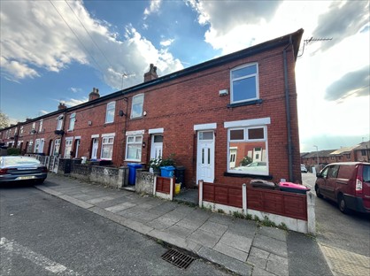 2 Bed Terraced House, Woodfield Grove, M30