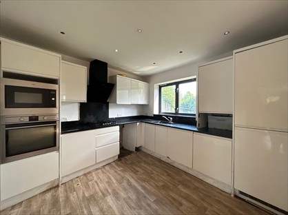 6 Bed Semi-Detached House, Barge Drive, UB2