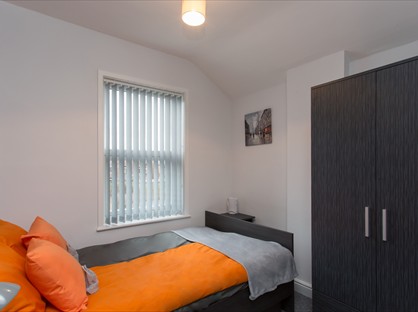 Room in a Shared House, Catherine Street, CW2