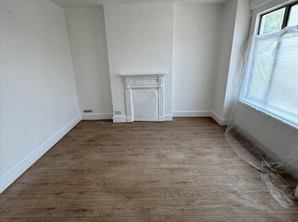 5 Bed Terraced House, Woodlands Road, UB1
