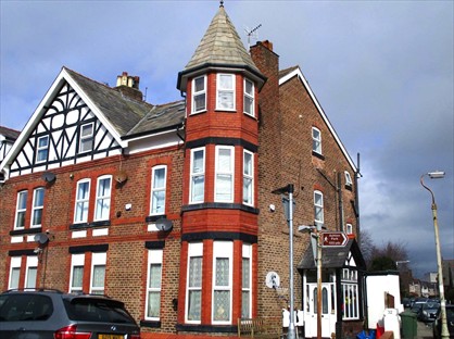 2 Bed Flat, West Kirby, CH48