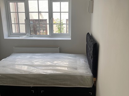 Studio Flat, St. Rumbolds Lane, MK18