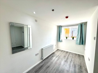 Studio Flat, Station Street, WS10
