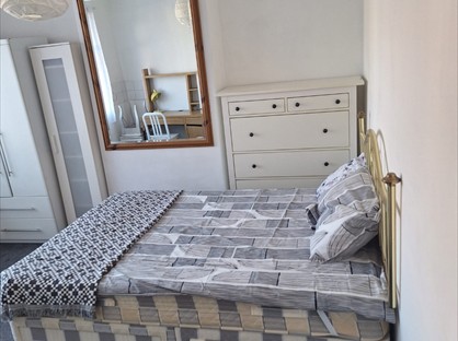 Room in a Shared House, Phipps Bridge Road, SW19