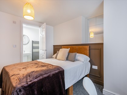 Room in a Shared Flat, Brook Lane, CH2