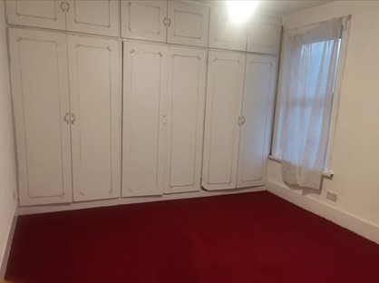 Room in a Shared House, Park Avenue, IG11