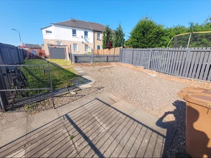 2 Bed Flat, Carmuirs Avenue, FK1