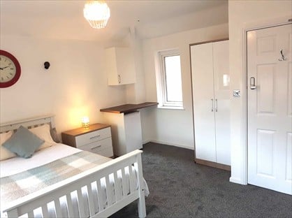Room in a Shared House, St. Heliers Road, B31