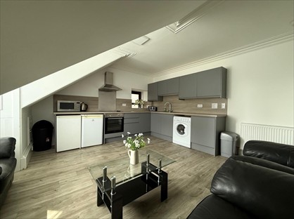 3 Bed Flat, Nelson Street, AB24