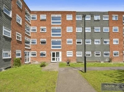 Room in a Shared Flat, Heston Grange, TW5