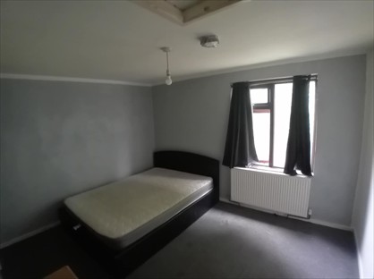 Room in a Shared House, Nuns Way, CB4