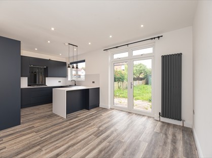 4 Bed Terraced House, Northway, SM4