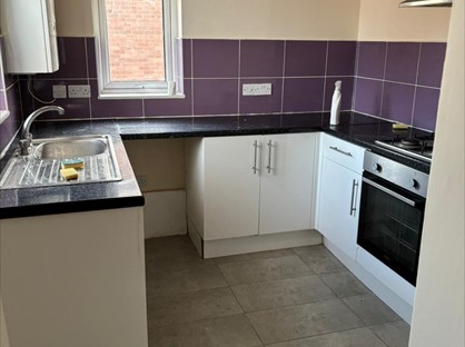 1 Bed Flat, Abbey Street, GL14