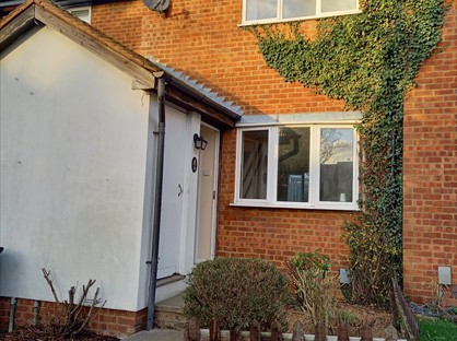 2 Bed Terraced House, Ladywood Road, SG14