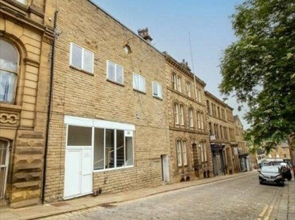 1 Bed Flat, Bond Street, WF13
