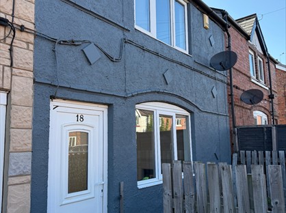 3 Bed Terraced House, Burns Road, S66