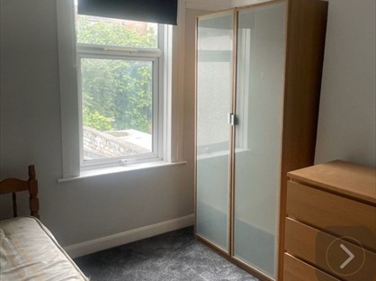 Room in a Shared House, Chiswick Road, N9