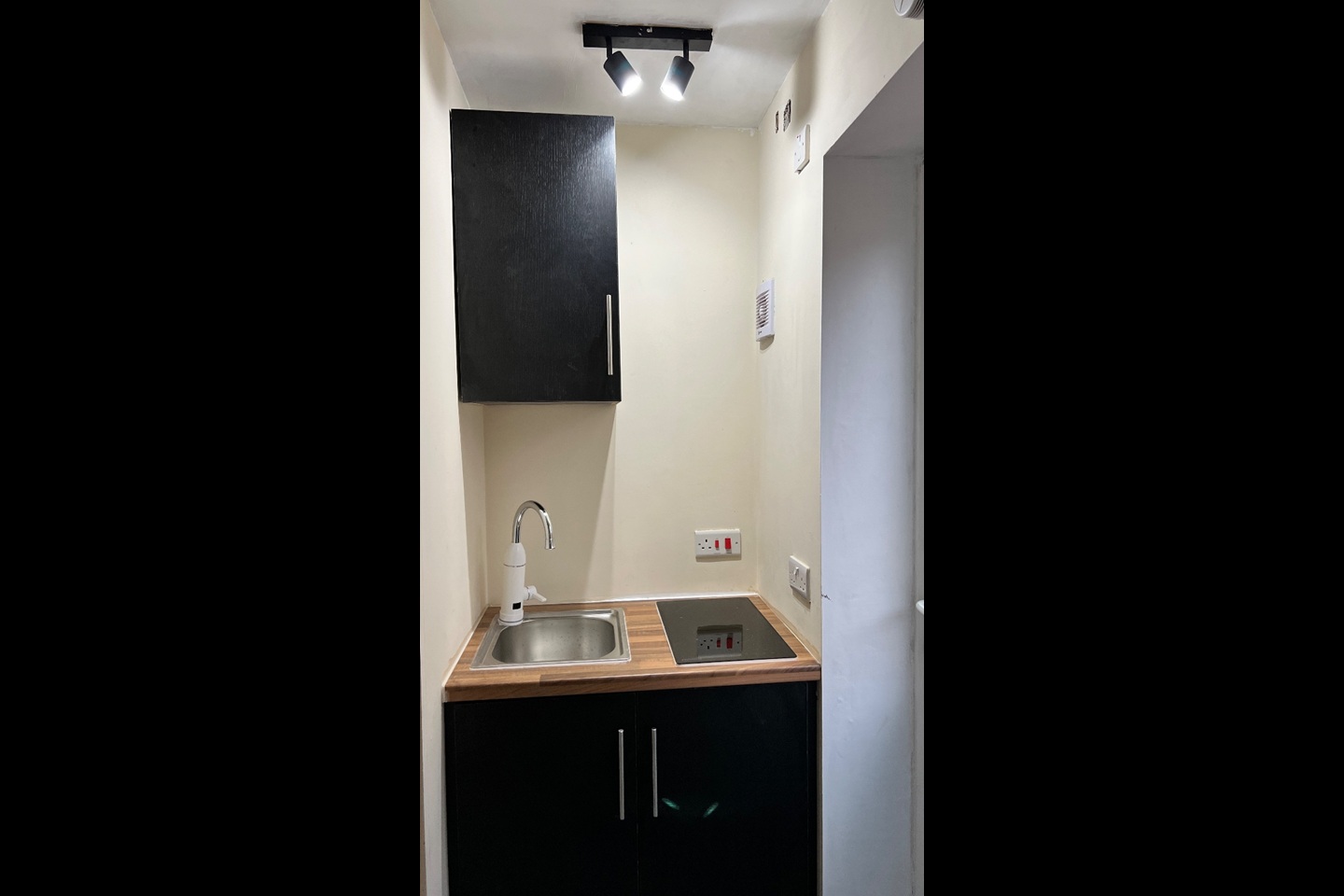 Additional image 3 of Room in a Shared House, Newcroft Grove, B26, N1 7GU