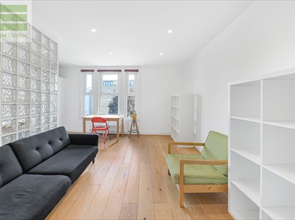 1 Bed Flat, Mitcham Road, SW17