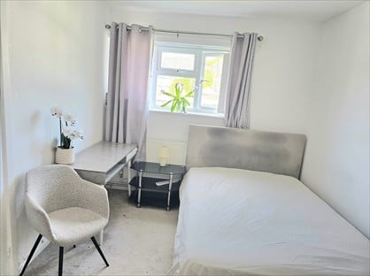 Room in a Shared Flat, Maple Cross, WD3