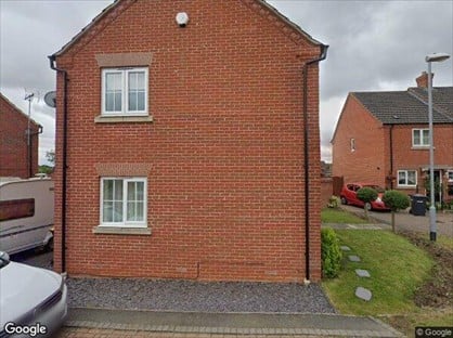 5 Bed Semi-Detached House, Saltcote Way, MK41
