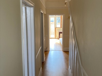 Room in a Shared Flat, Southbourne Grove, SS0
