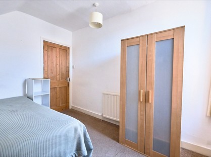 Room in a Shared House, Culverly Road, SE6