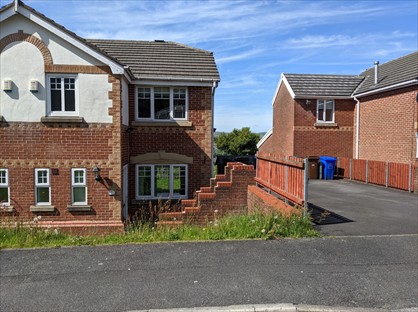 3 Bed Semi-Detached House, Highgate, BB9