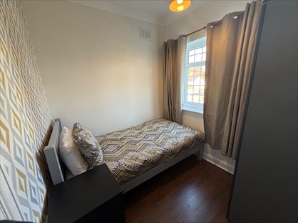 Room in a Shared House, Darmouth Avenue, WS3