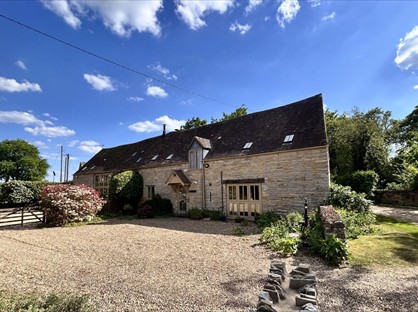 4 Bed Semi-Detached House, Bidford Road, WR11