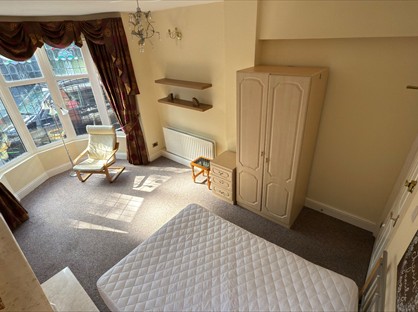 Room in a Shared House, Weston Road, ST3