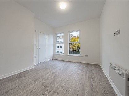 Room in a Shared Flat, Cambridge Road, KT1