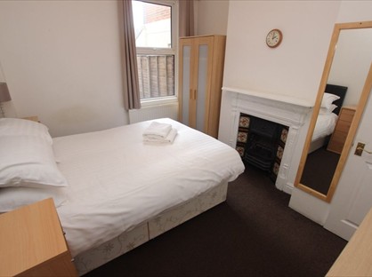 Room in a Shared House, Wantage Road, RG30