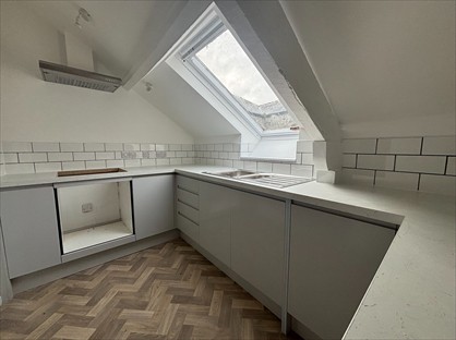 2 Bed Flat, Harts Cellars, EX39