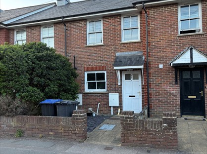 2 Bed Terraced House, Royal George Road, RH15