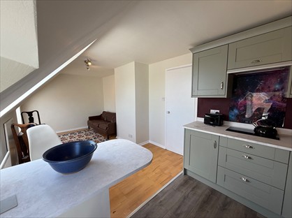 Room in a Shared House, Oaklands Road, PO9