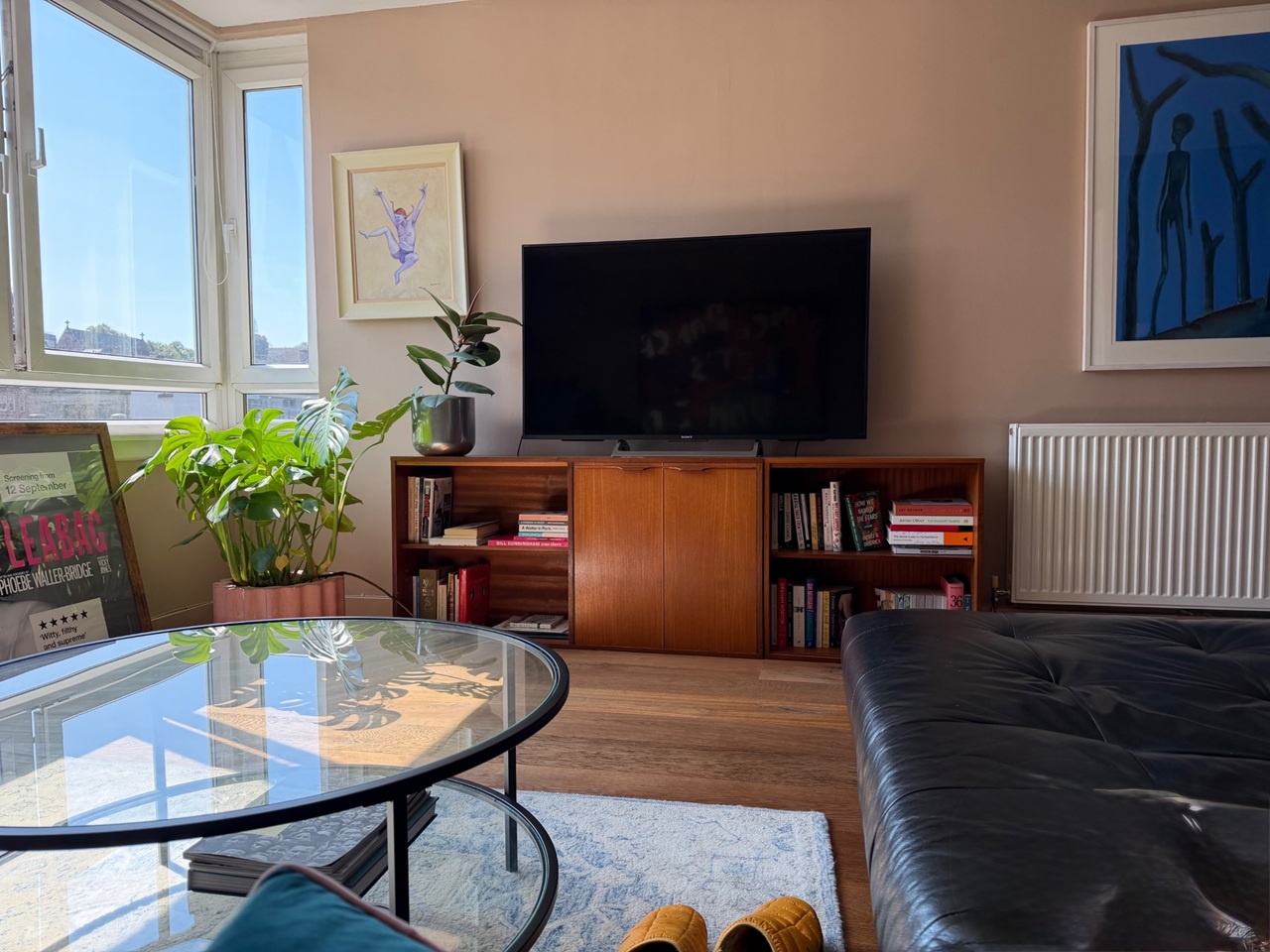 2 Bed Maisonette, Byres Road, G12 photo 2