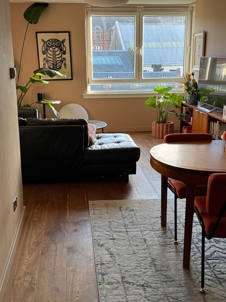2 Bed Maisonette, Byres Road, G12 photo 3