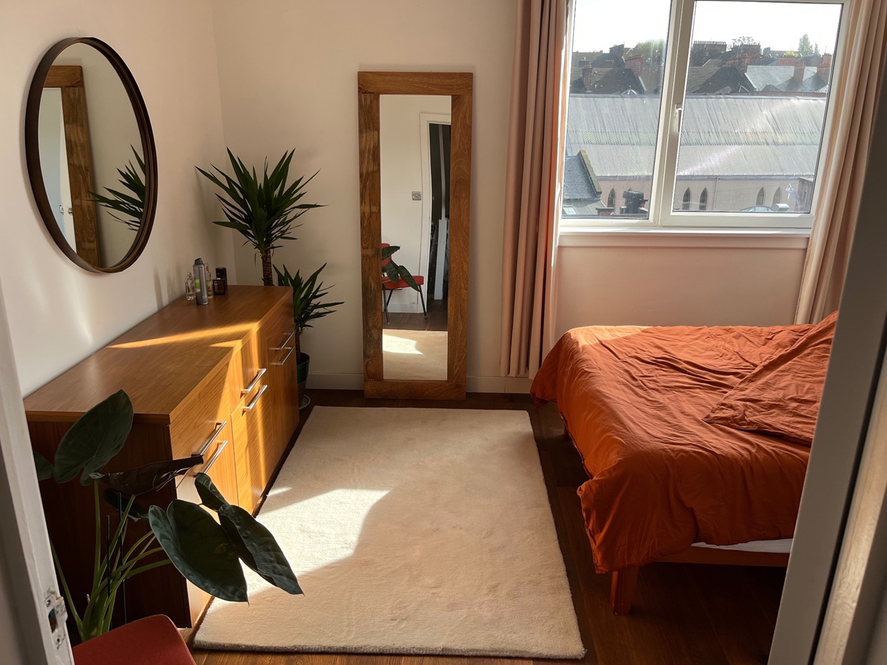 2 Bed Maisonette, Byres Road, G12 photo 5