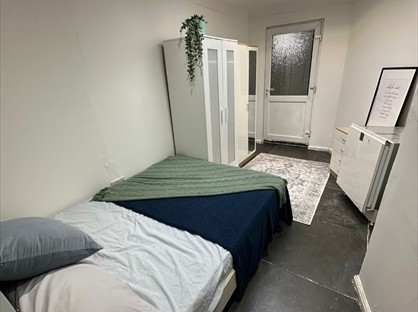 Room in a Shared House, Manor Farm Road, HA0