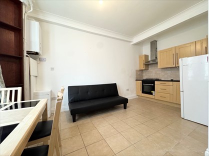 2 Bed Flat, Jackson Road, N7