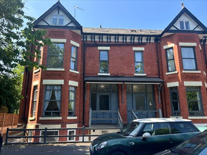 2 Bed Flat, Palatine Road, M20