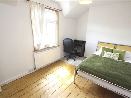 Room in a Shared House, Kings Road, RG4
