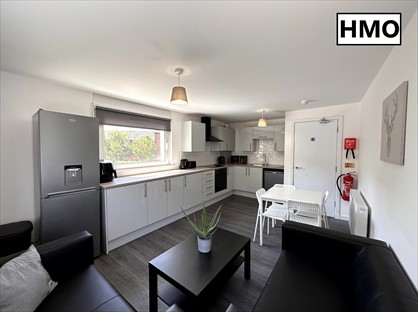 4 Bed Flat, Hmo Chapel Street, G73